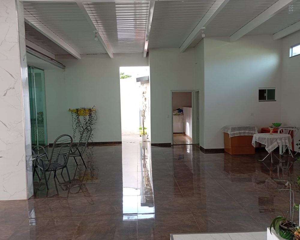 Casa à venda em Caarapó