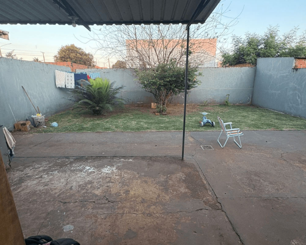 Casa à venda em Caarapó