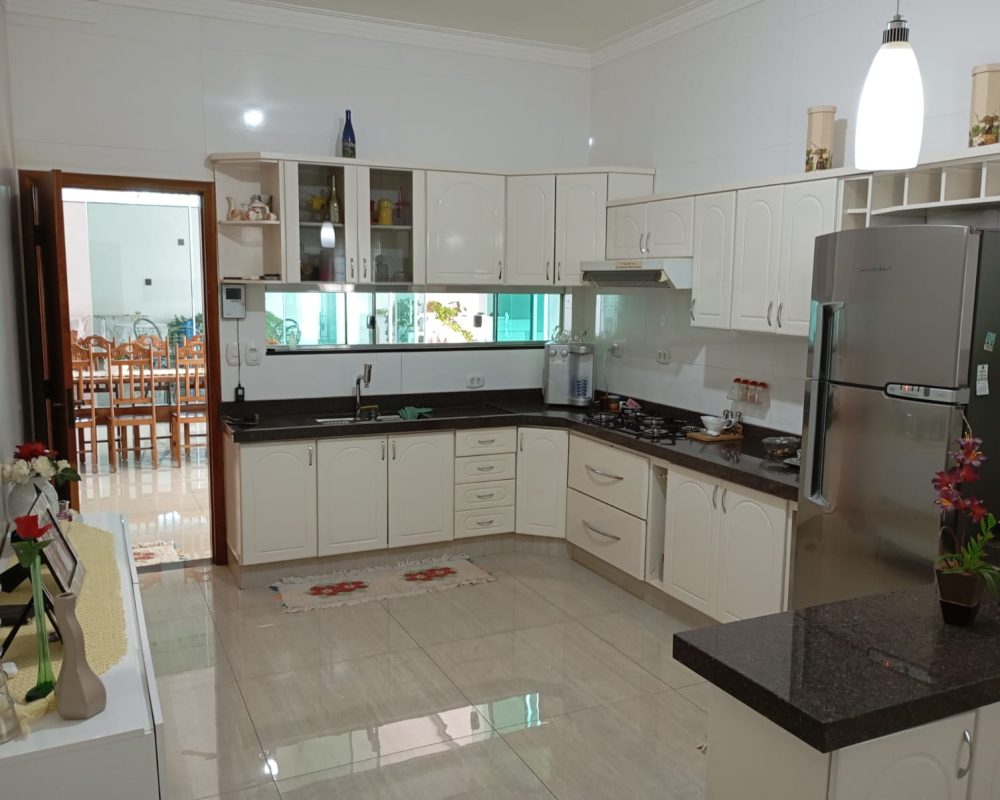 Casa à venda em Caarapó