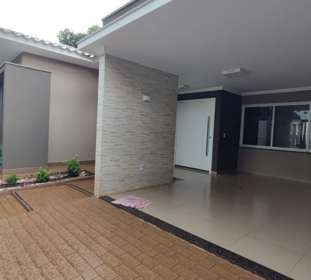 Excelente Casa à Venda em Caarapó