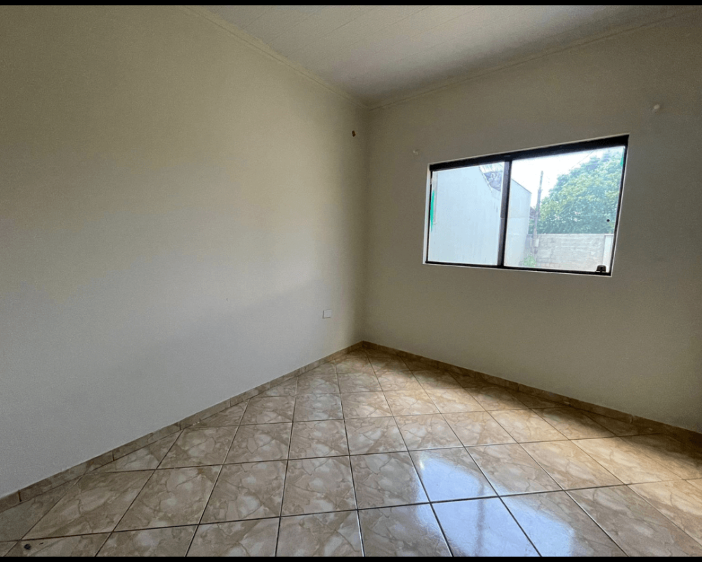 Casa à venda em Caarapó