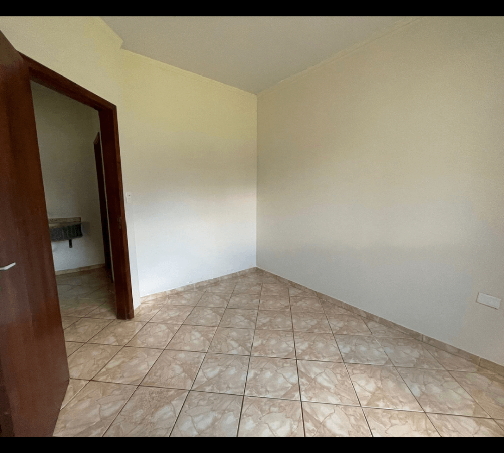 Casa à venda em Caarapó