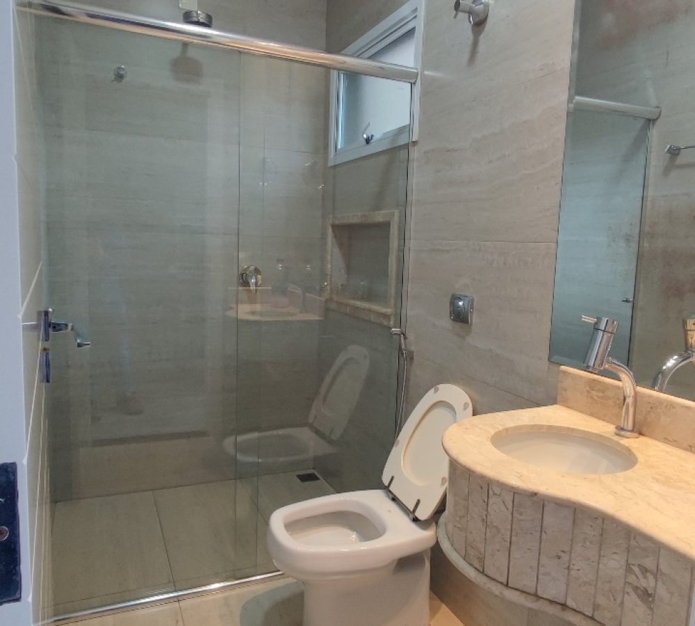 Excelente Casa à Venda em Caarapó