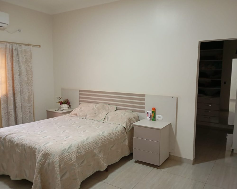 Casa à venda em Caarapó