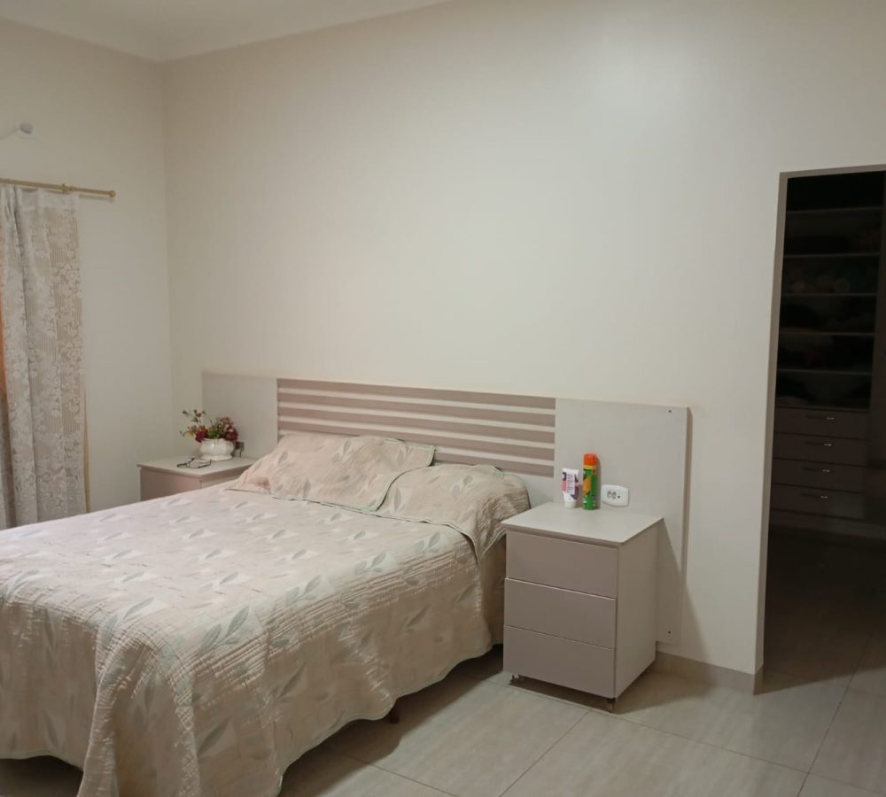 Casa à venda em Caarapó