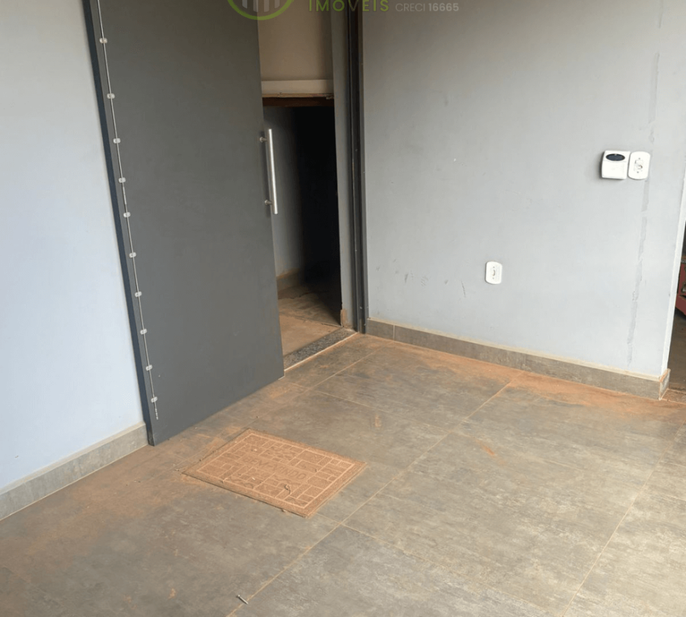 Salão comercial à venda em Caarapó