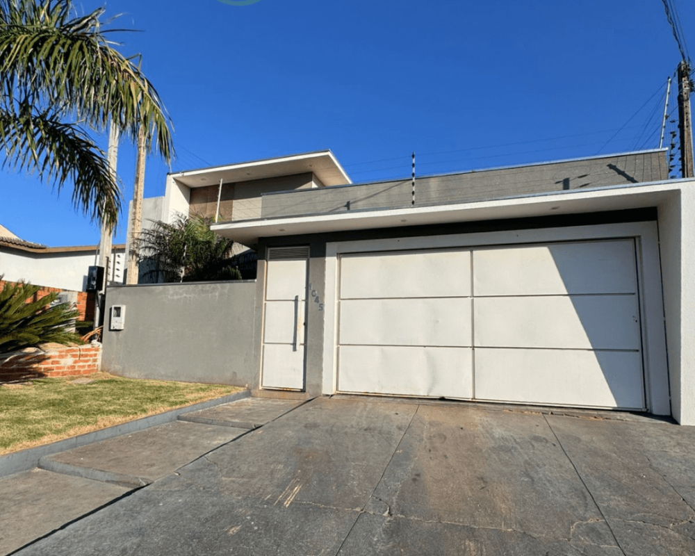 Casa à venda em Caarapó