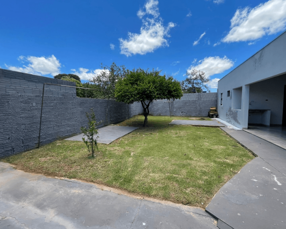 Casa à venda em Caarapó