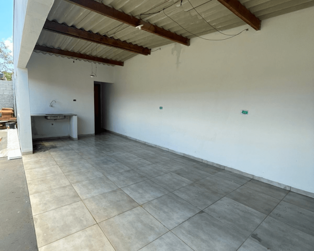 Casa à venda em Caarapó