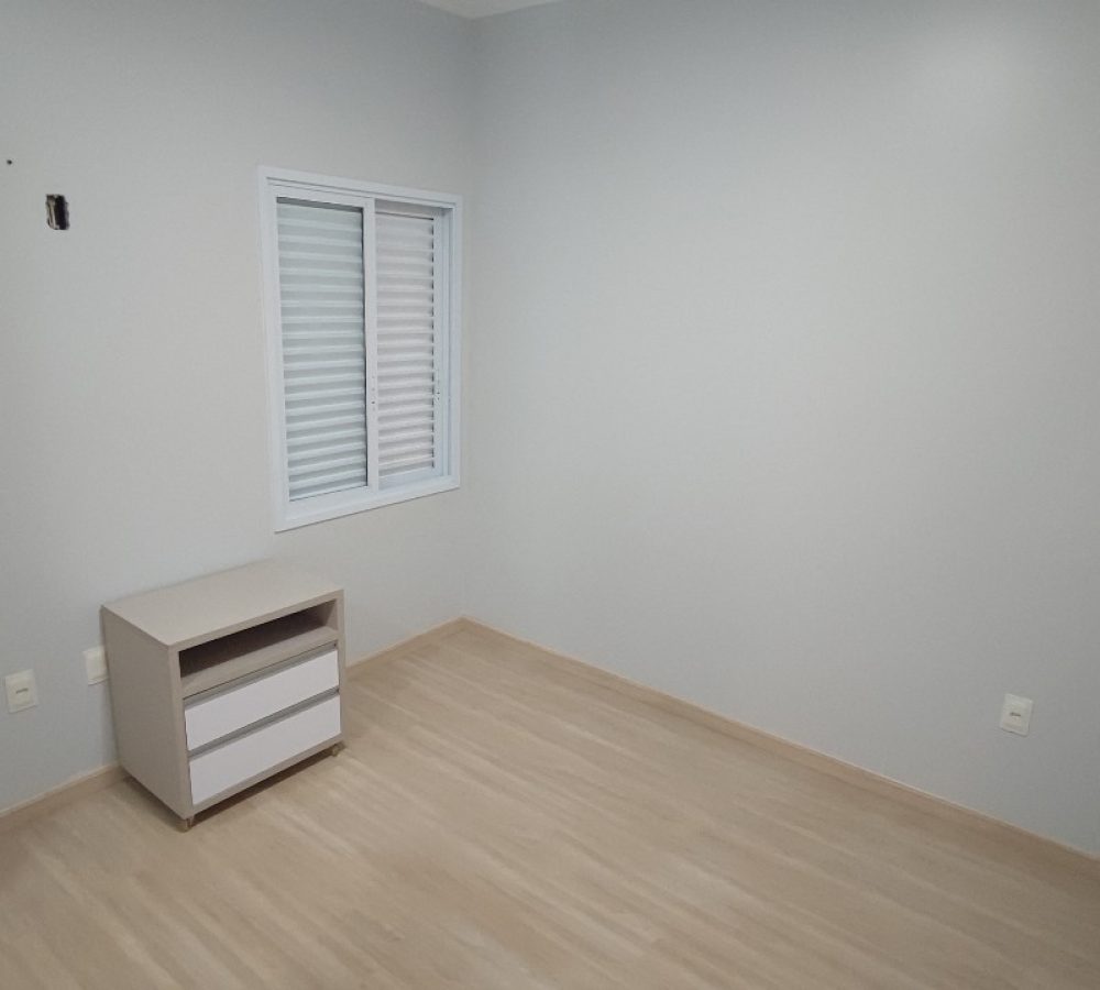 Excelente Casa à Venda em Caarapó