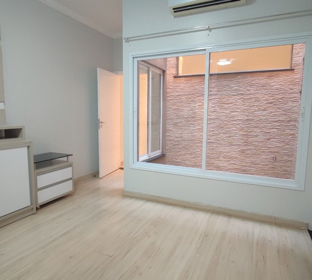 Excelente Casa à Venda em Caarapó