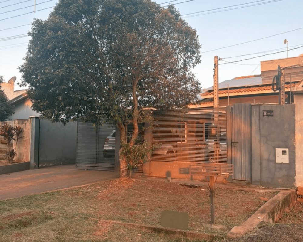 Casa à venda em Caarapó