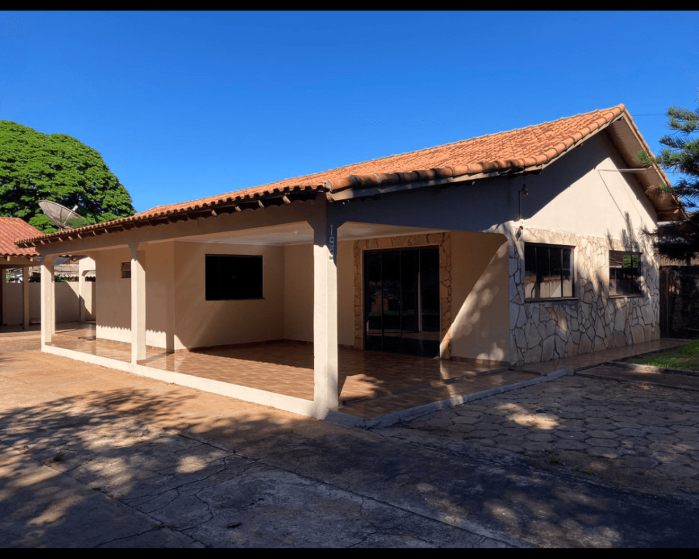 Casa à venda em Caarapó