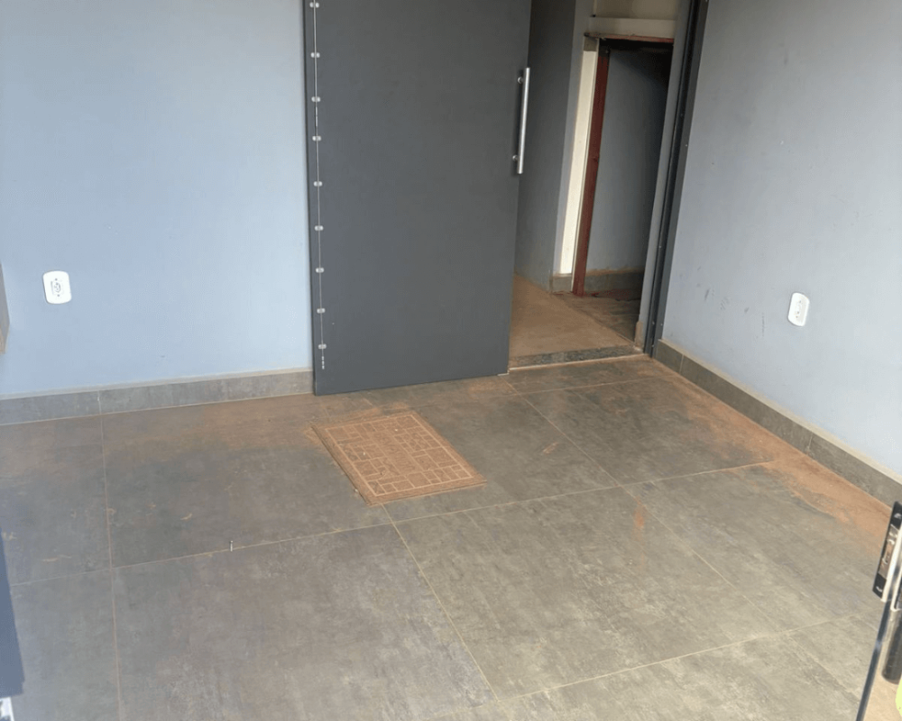 Salão comercial à venda em Caarapó