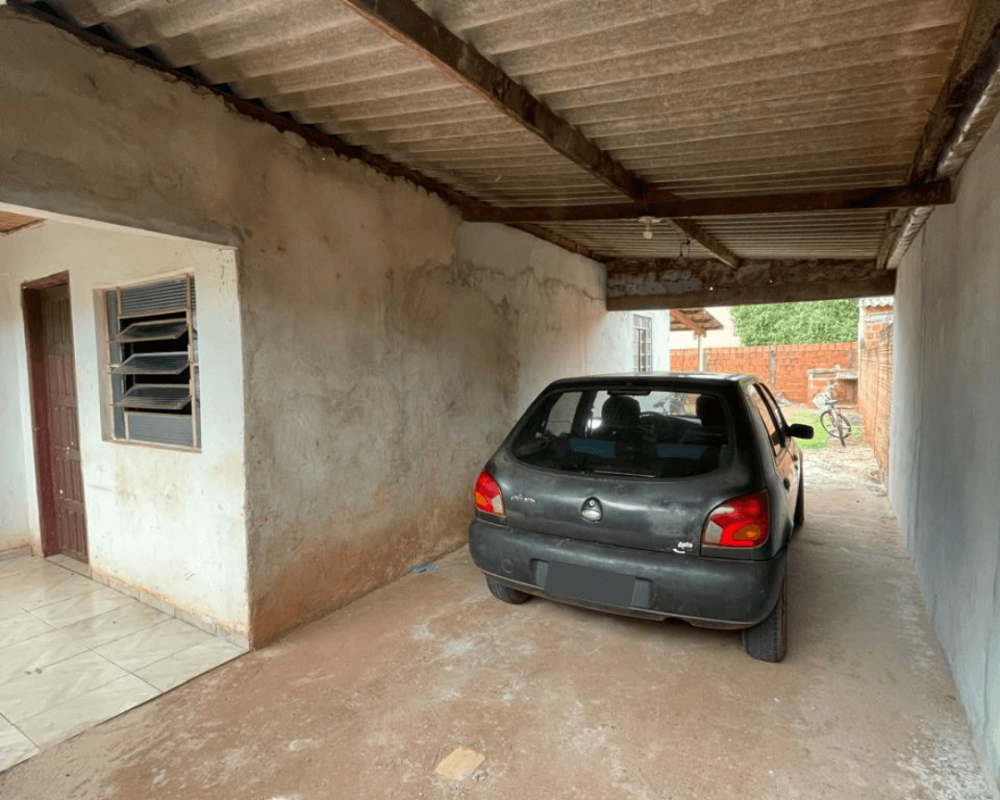 Casa à venda em Caarapó