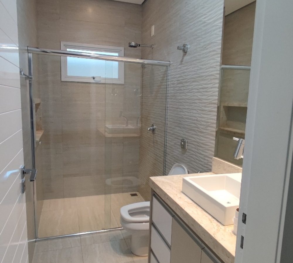 Excelente Casa à Venda em Caarapó