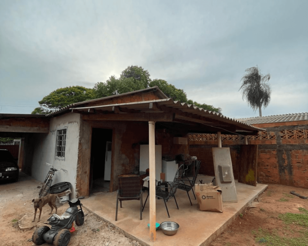Casa à venda em Caarapó