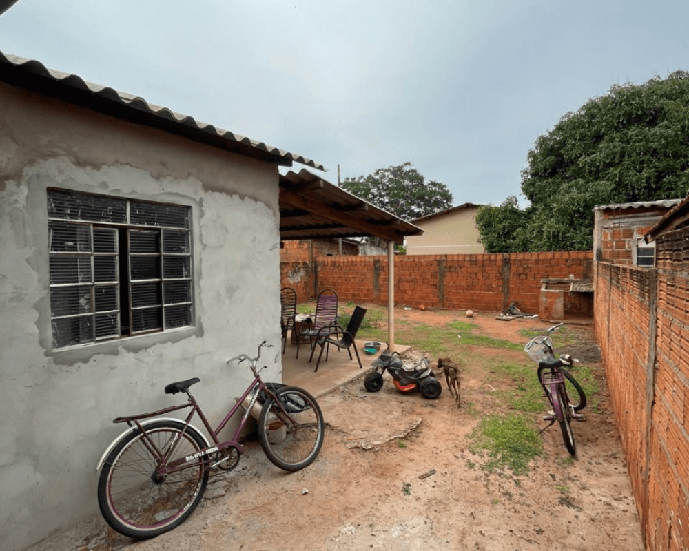 Casa à venda em Caarapó