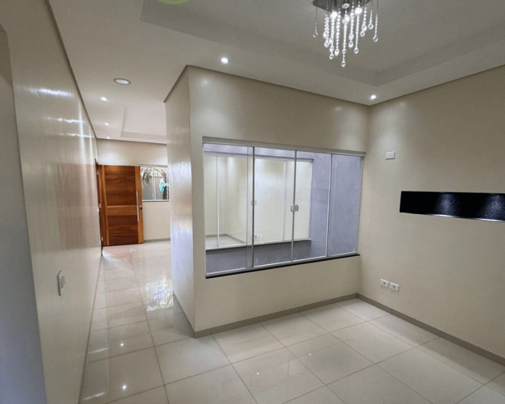 Casa à venda em Caarapó