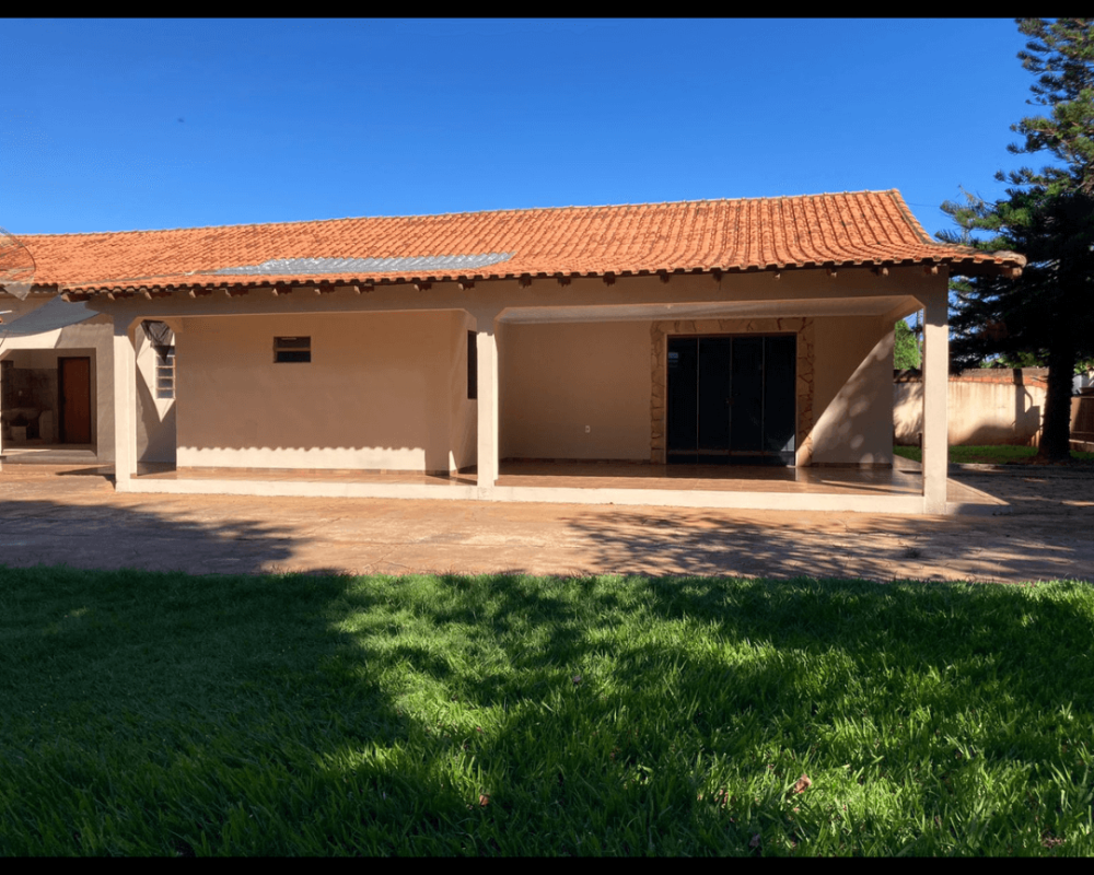 Casa à venda em Caarapó