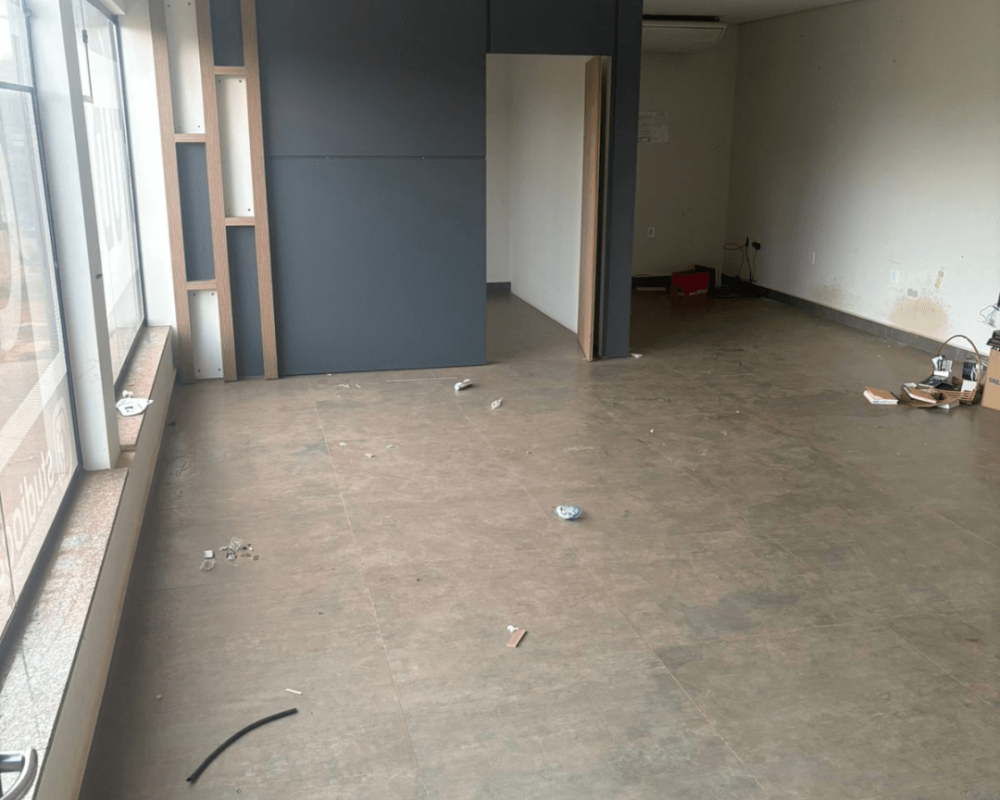 Salão comercial à venda em Caarapó