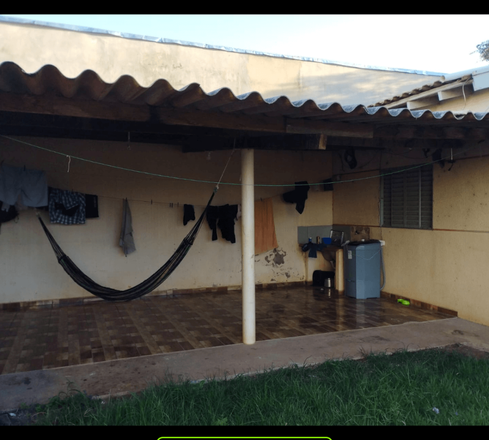 Casa à venda em Caarapó