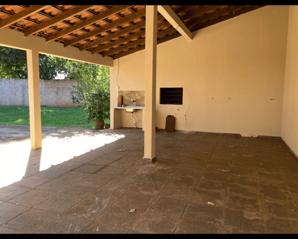 Casa à venda em Caarapó