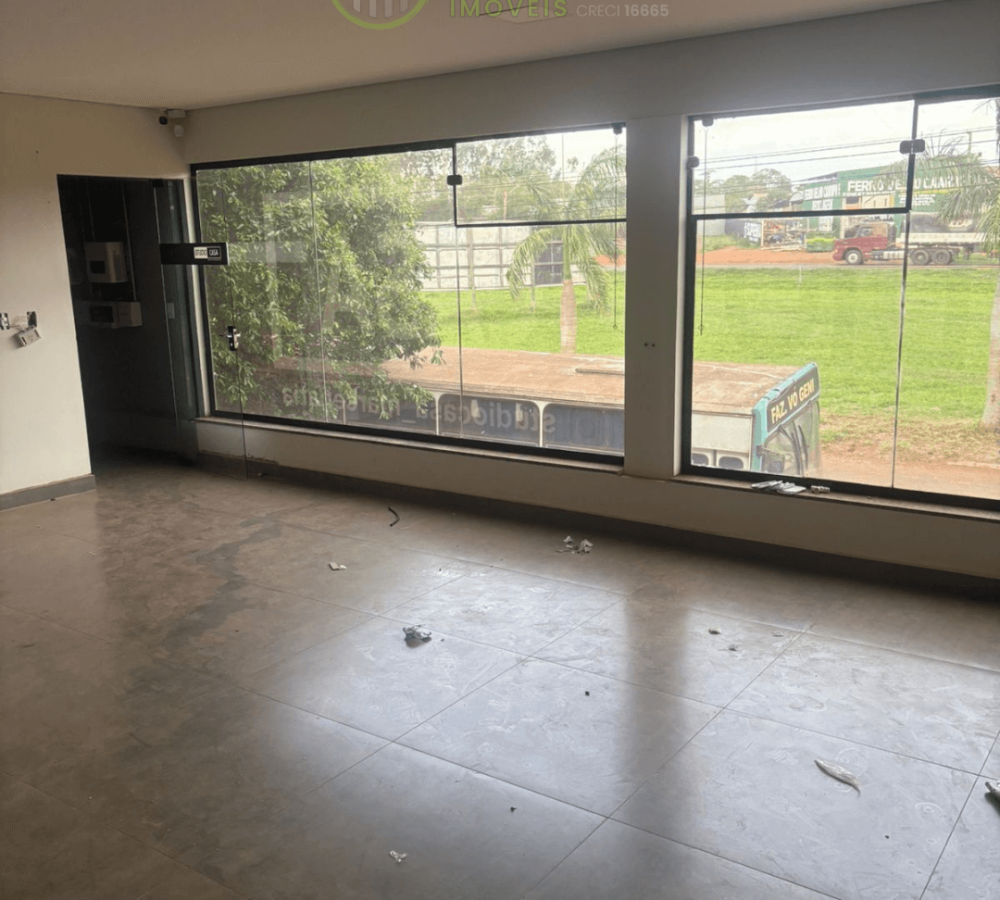 Salão comercial à venda em Caarapó